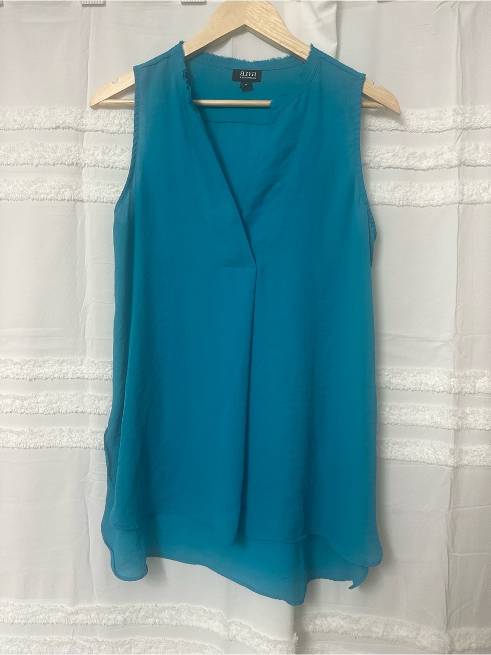 A New Approach Teal Blue Sleeveless Split V-Neck Fringed Blouse Top Women Medium